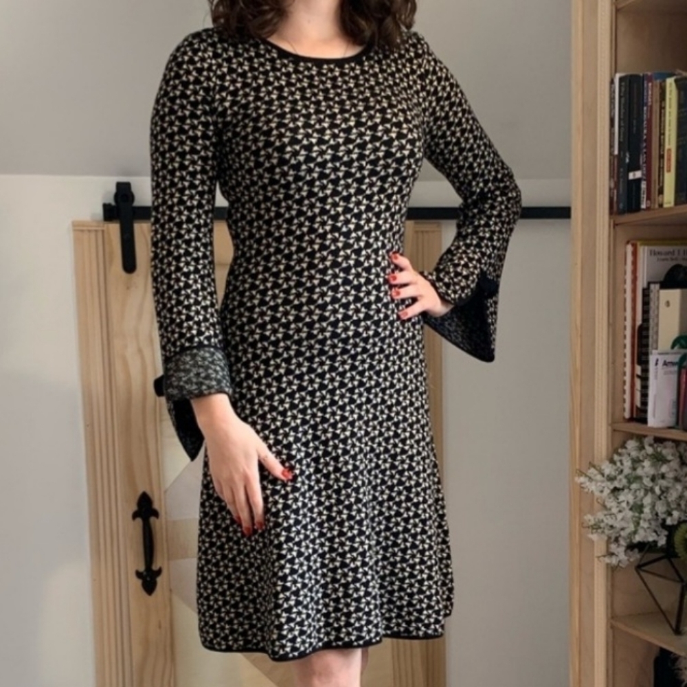 CeCe Black Gold Shimmer Sweater Dress Long Slit Bell Bow Sleeves Women's XS EUC